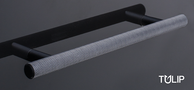 Černá je stále trendy