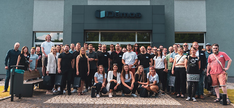 Démos otevřel své dveře do zákulisí