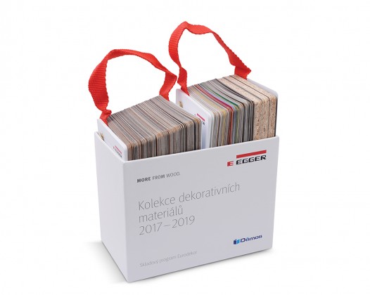 Sada vějířů v boxu DTDL Egger 2017 - 2019