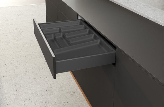 K-HETTICH AvanTech You 101/500 antracit + příborník OrgaTray 740 800 antracit