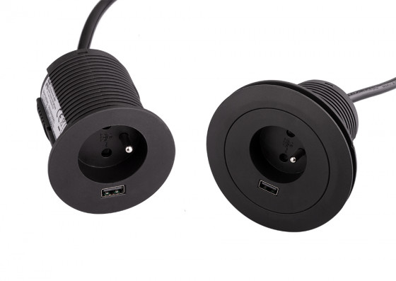 VersaTag elektrická zásuvka 1x 230V Francouzská, 1x USB A, černá