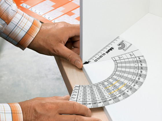 BLUM 65.5810.01 Pythagoras šablona pro řešení úhlových závěsů