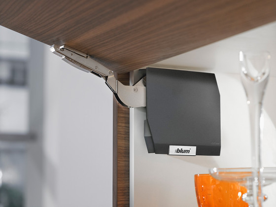 K-BLUM 20K2E00T Aventos HK-S Tip-on silný tmavě šedý bez pístku nová krytka