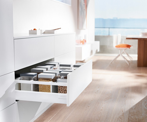 K-BLUM Antaro, zásuvka C 550mm/30kg, Blumotion/TOB, bílá, vrut