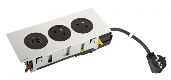 K- LEGRAND elektrická zásuvka Disq´In 2x 230V FR + 1x USB A+C, černá/nerez