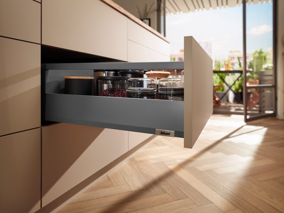 K-BLUM Merivobox 8xM+12xE/500 tmavě šedá + 1x FESTOOL Aku šroubovák TXS 12