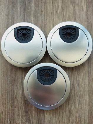 STRONG Průchodka kovová 60 mm hliník - POŠKOZENÉ