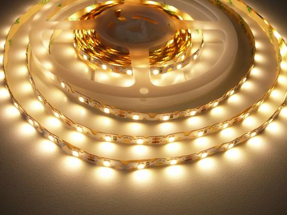 TL-LED pásek ohebný Z300 6,2W/m 12V 6mm teplá bílá