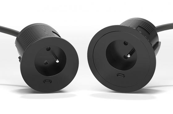 VersaTag elektrická zásuvka 1x 230V Francouzská, 1x USB C, černá