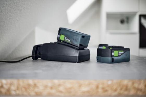 FESTOOL 578736 Napájecí sada 18V 2xHP5,0/TCL6