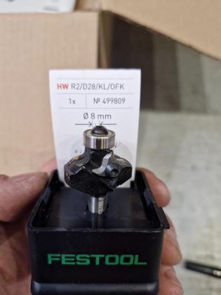 Výprodej Půjčovna - FESTOOL Zaoblovací fréza s výměn. břit. destičkami S8 HW R2