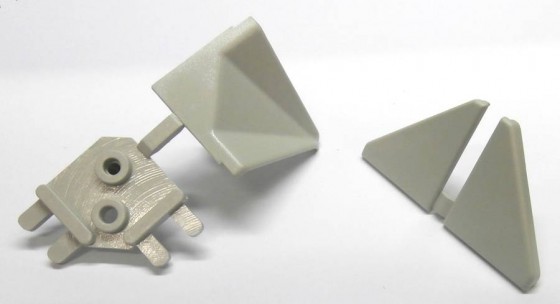 TL8 - Set koncovek (levá + pravá) + vnitřní roh 90°