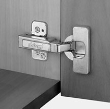 BLUM 71M2650 závěs, polonaložený, vrut, 100°