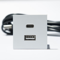 VersaPick, 1x USB A/C, čtverec, bílý mat RAL 9003