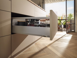 K-BLUM Merivobox, zásuvka E reling 350mm/40kg, světle šedá IG, vrut